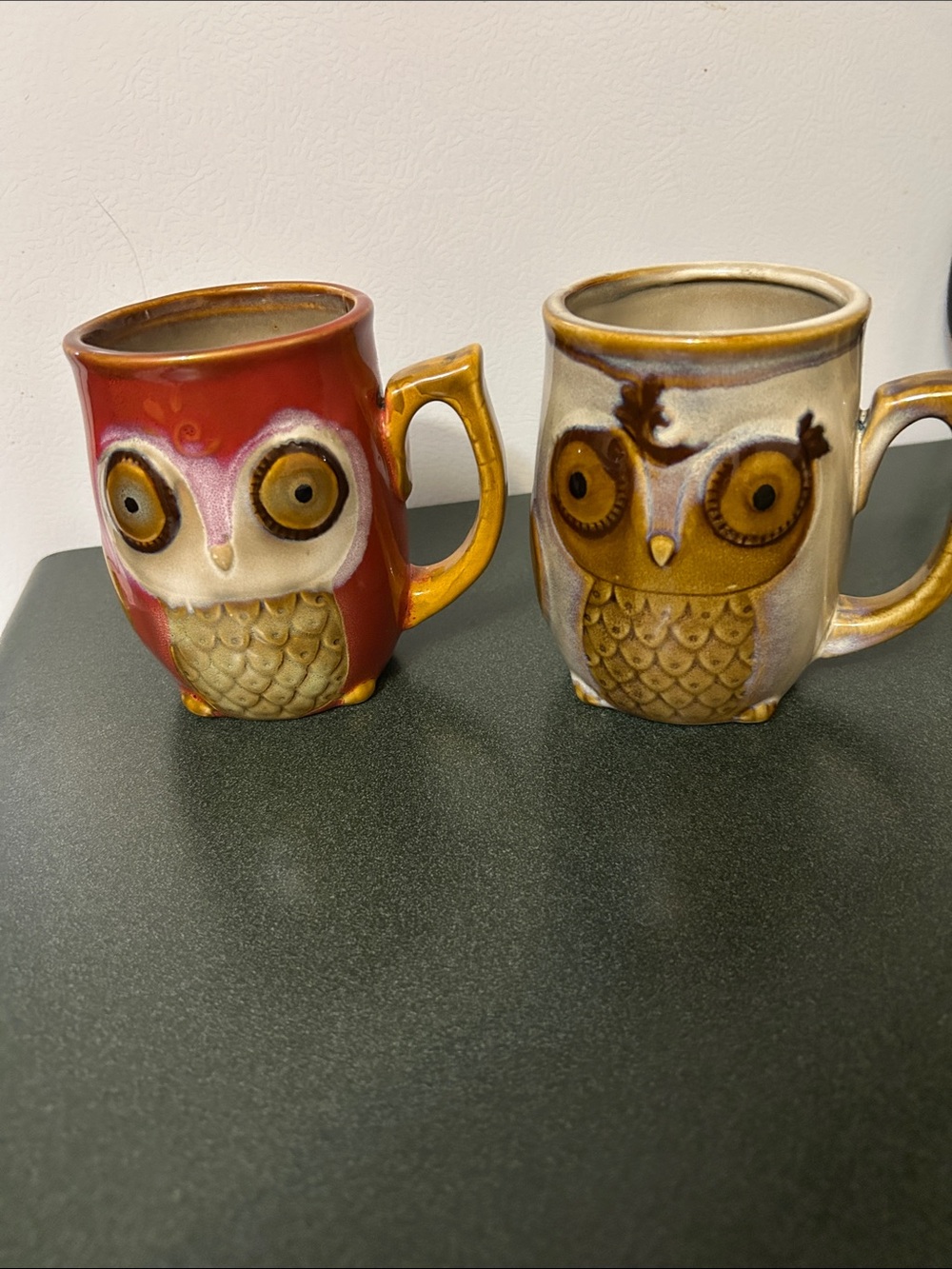 Ceramic Owl Mug – Red and Beige Set